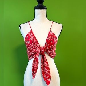 Fashion nova crop top spaghetti strap